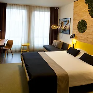 skotel-amsterdam.ihotelsrotterdam.com/